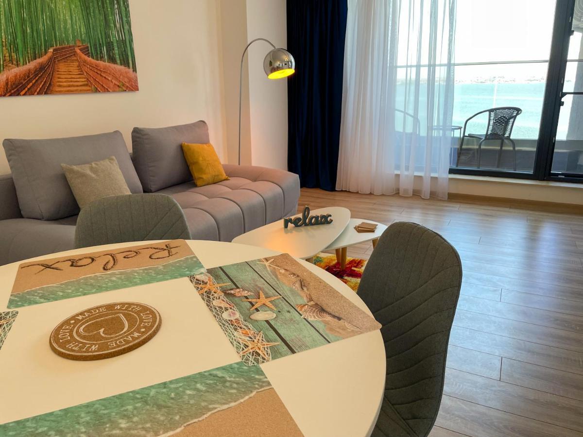 Azure Sea Apartments - Bychoice Mamaia Eksteriør billede