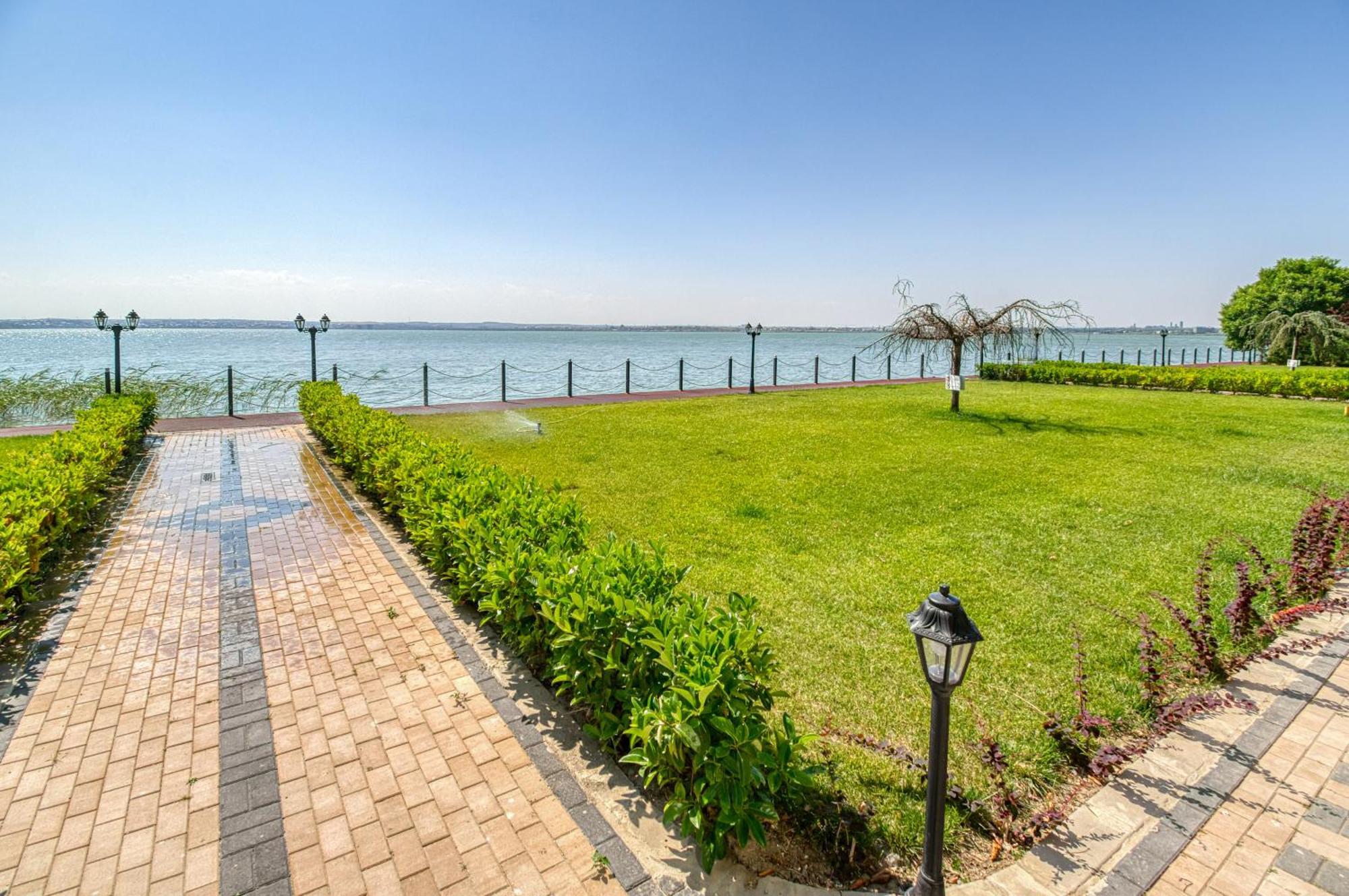 Azure Sea Apartments - Bychoice Mamaia Eksteriør billede